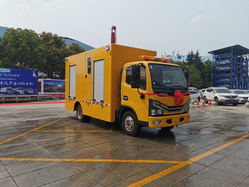 东风多利卡D6救险车